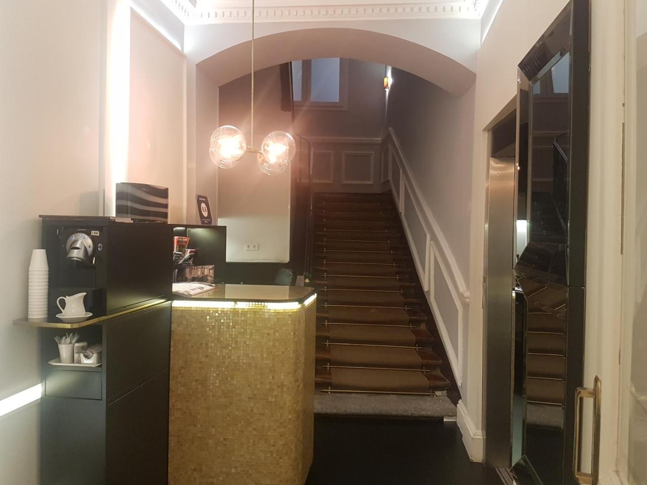 Suite Prado Мадрид Екстер'єр фото
